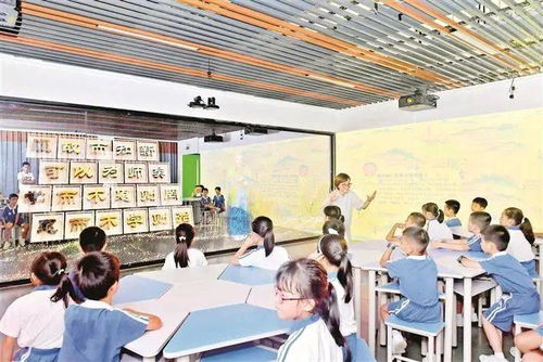 暑假托管服务时间过半，宝安教育系统总结实践经验