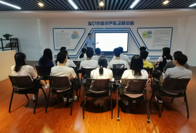 知识产权服务港 打造产业集聚区，让代理机构与教育信息咨询服务高效协作